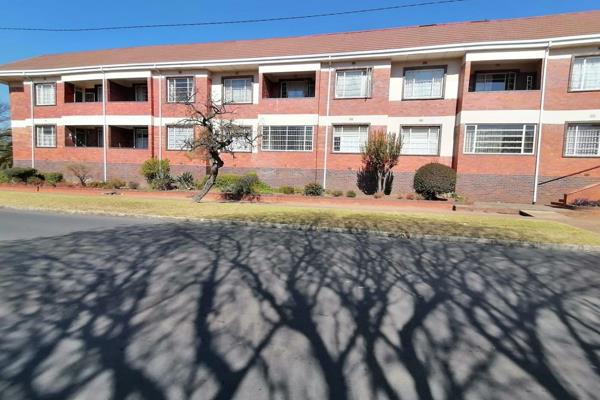 Lockup-and-go! Set in the heart of Selection park, Springs on the East Rand. A short drive to all needed amenities, N17 highway, and ...