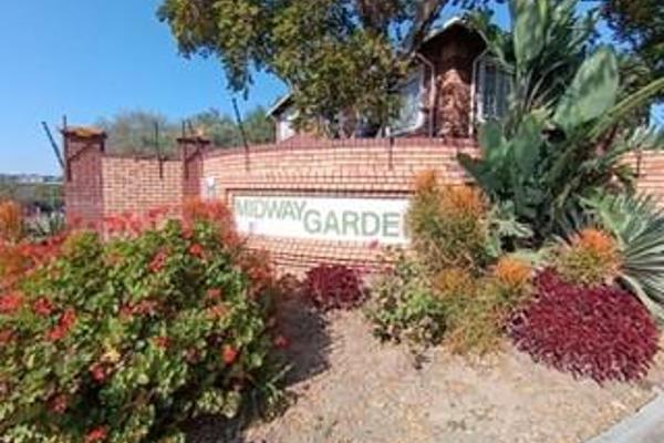 MIDWAY GARDENS, 346 1ST ROAD, HALFWAY GARDENS

2 BEDROOM
1 BATHROOM
OPEN-PLAN KITCHEN AND LIVING ROOM
CARPORT 

The unit is ...