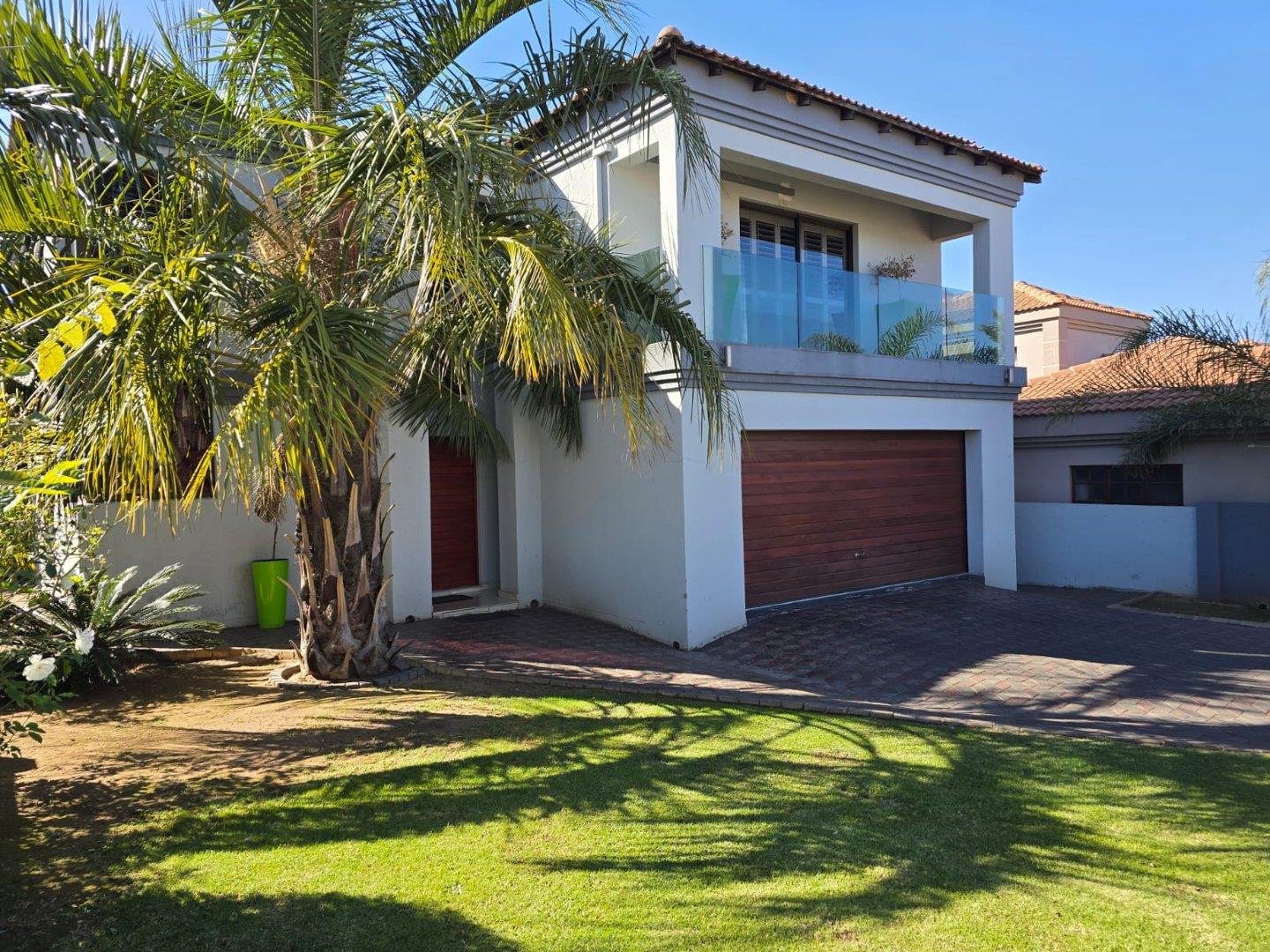 3 Bedroom House for sale in Reyno Ridge P24114530035