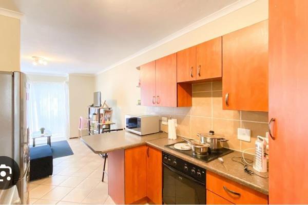 2 Bedroom Ground Floor Unit

This property has 2 bedrooms, 1 full bathroom, a well-sized kitchen with pantry and plenty of cupboards. ...