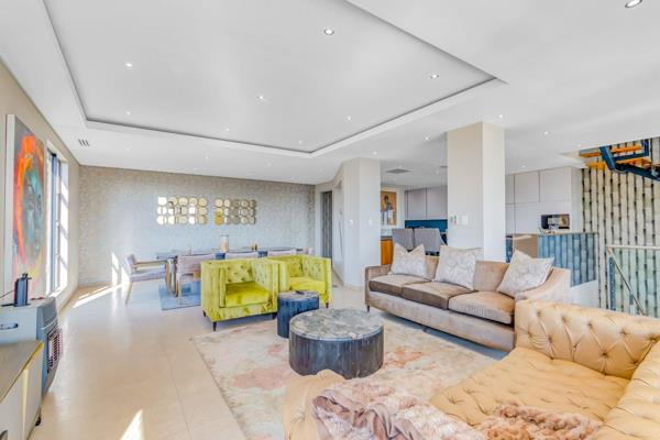 Great family penthouse or investment penthouse!!!!

Property Highlights:

3 Spacious ...