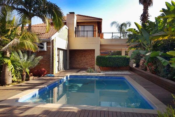 Welcome to this charming, double storey home, located in the enclosed, upmarket, and serene neighbourhood of Van Riebeeck Park. This ...