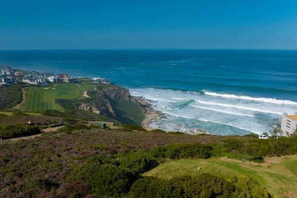 |Exclusive Mandate|

Presenting an exceptional piece of vacant land in the prestigious Pinnacle Point Estate. This unique property ...