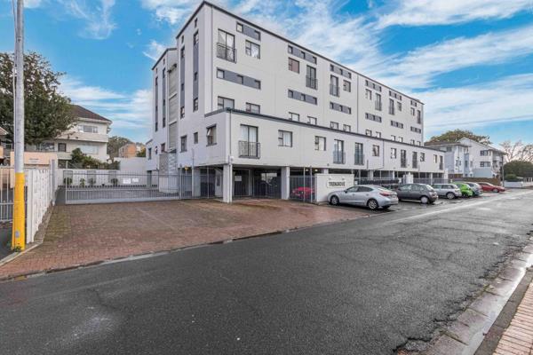 Located on the first floor in a quiet pocket of Kenilworth, this cozy two bedroom apartment is ideal as a investment and a home for a ...