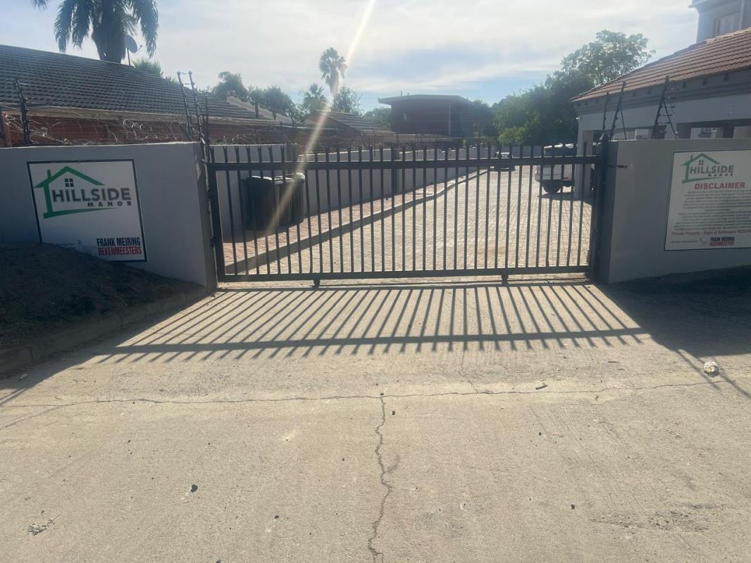 3 Bedroom Apartment / flat for sale in Brits Central P24114540406