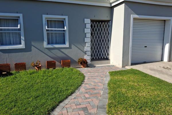 Newton Estate, Wellington / Paarl

Perfect for you and your family, Safe and Spacious.
Pick the design that suits your needs and ...