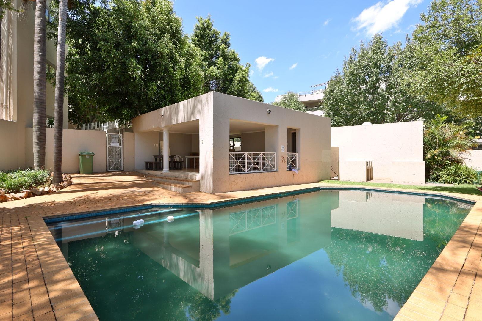 1 Bedroom Apartment / flat for sale in Sandhurst 29 Sandhurst Gate