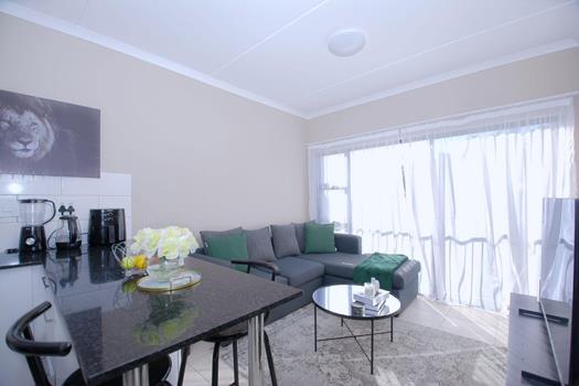 2 Bedroom Apartment / Flat for sale in Oakglen