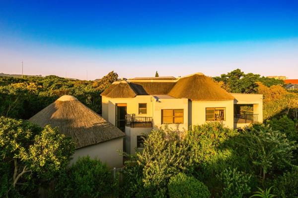 Short-term furnished rental available from 1 February 2025 to 30 November 2025.
Nestled within the serene and secure Wilderness Garden ...