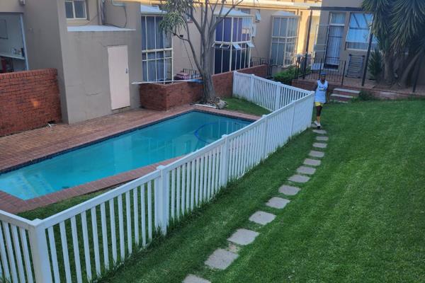 Bachelor 
R5500 
Delheim Village 
Hermitage Terrace 
Richmond 
Surrounding area of ...