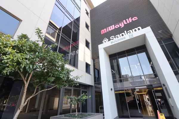 This white boxed office is ideally located within the heart of the Parktown office node ...