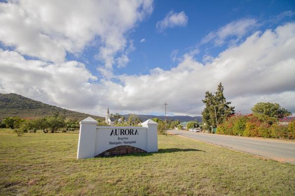 Wow,” now you must make this a home in a ( Dorpie ) small town in the Sandveld Berg river area.

The mountain is behind you and 30 ...