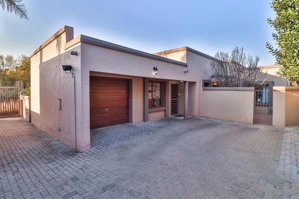 Edenvale, Marais Steyn Park, Property For Sale.
Discover this beautifully renovated cluster home nestled in the prestigious and well-established suburb of Marais Steyn Park. 
The spacious open-plan living area is perfect for modern living, seamlessly integrating with a ...
