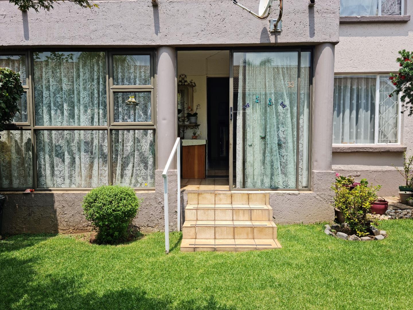 2 Bedroom Townhouse for sale in Eden Glen - 999 Soutpansberg Avenue ...