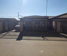 House for sale in Emoyeni
