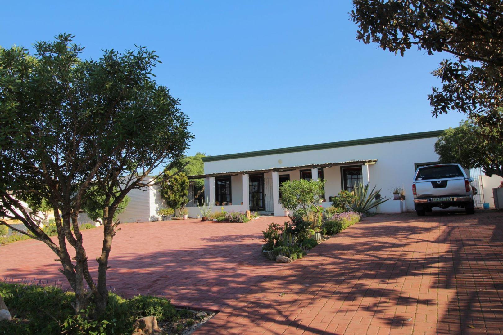 4 Bedroom House for sale in Elands Bay 3 Skool Street P24114552887