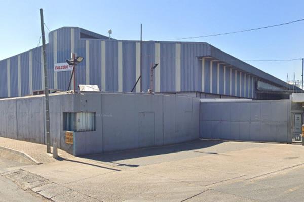 32B Monteer Rd - Isando
5000m2 @ R62/m2 = R310 000 Excl VAT

Prime industrial property available for lease in the established business ...