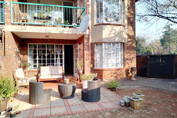 Lovely 3 bedroom house for sale in Eldoraigne
Ground floor.
Its offers you: 3 bedrooms with built in cupboards.
2 Bathrooms.
Open ...