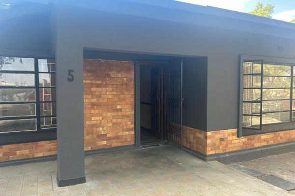 Room 3 - R1300.00 Rent ( Build in Cupboards &amp; Shared Bathroom )

Room 6 - R1200.00 Rent ( Kitchenette &amp; Shared Bathroom ...