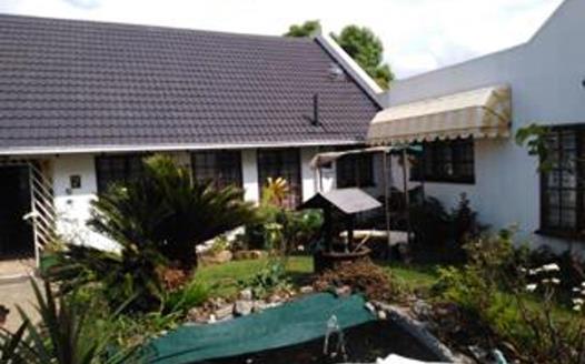 3 Bedroom House for sale in Hurlingham Manor