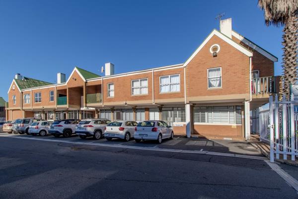 This office in Sadre Park is located within walking distance of medical suites, Durbanville Medi Clinic and public transport.

This is ...