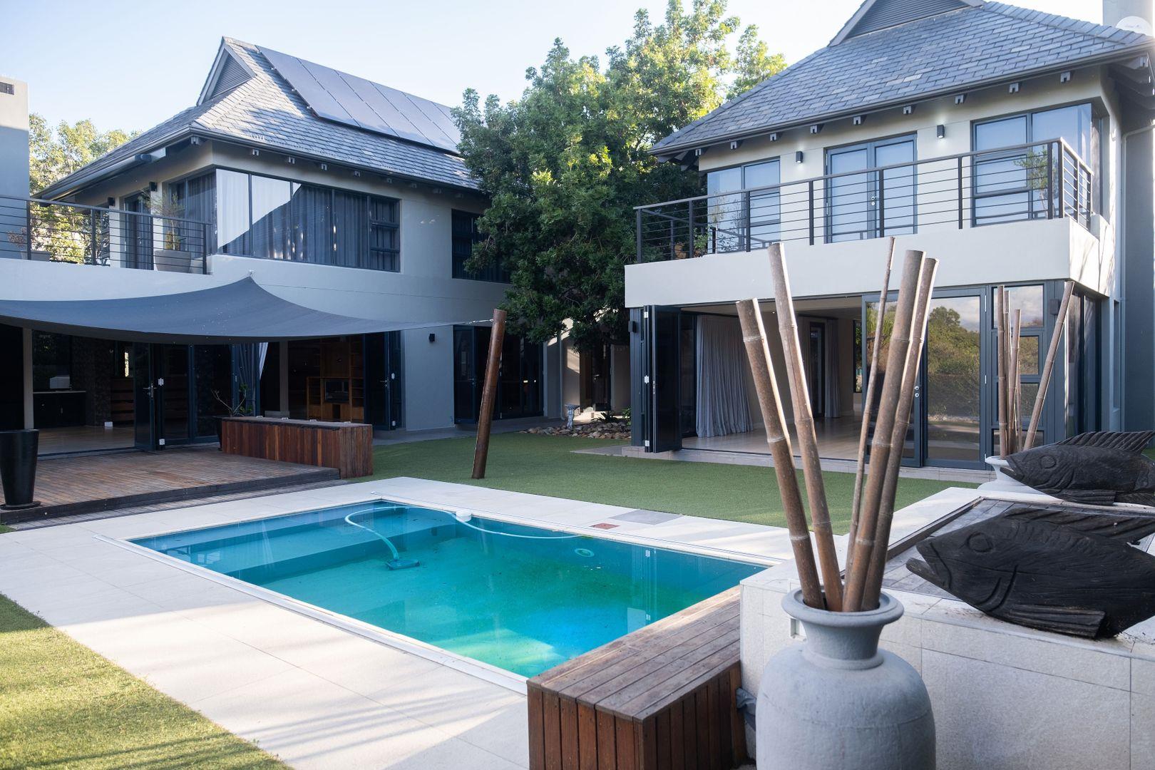 6 Bedroom House for sale in Pearl Valley at Val de Vie 453 Grand