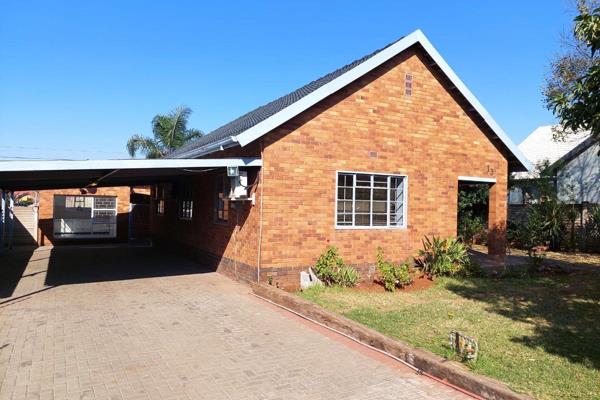 Attention investors! This outstanding property located on highly desirable MacDougall Street in Kimberley offers a promising investment ...