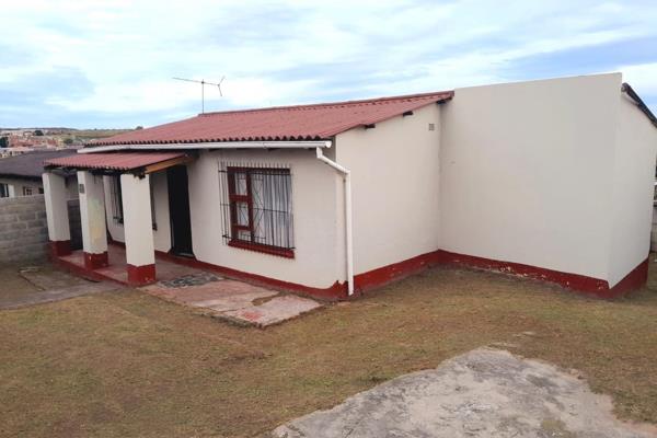 3 bedroom house to rent in Mdantsane now available.
Calling all first-time home buyers, this house consists of three bedrooms, lounge ...