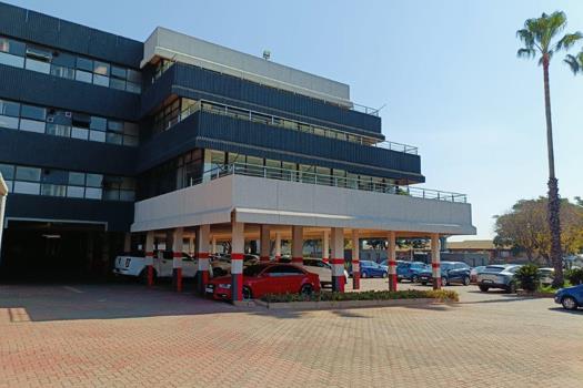 Commercial Property to rent in Cresta