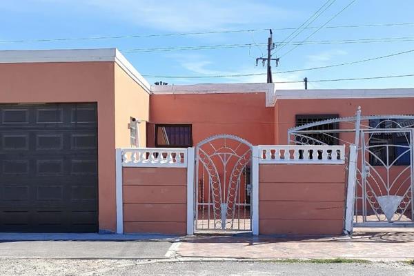 Discover this charming two-bedroom house set on a 170sqm stand in the desirable neighborhood of Sabatha Dalindyebo ...