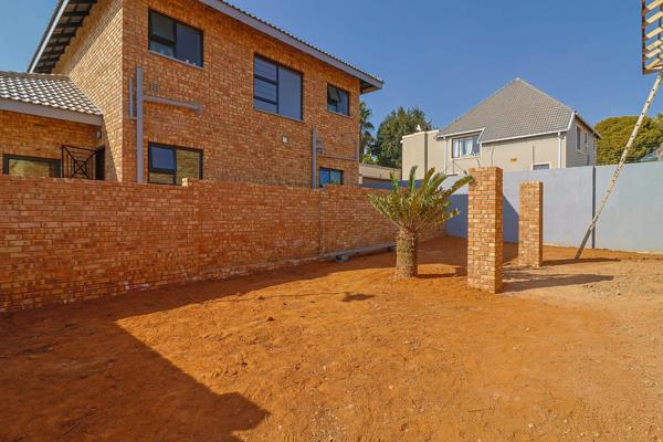 Discover the perfect canvas for your dream home in Radiokop! This brand-new property invites you to unleash your creativity, offering ...