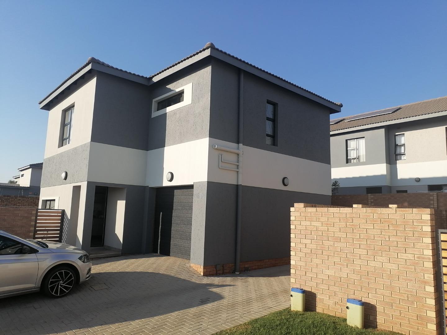 3 Bedroom House to rent in Thatchfield Estate P24114569208