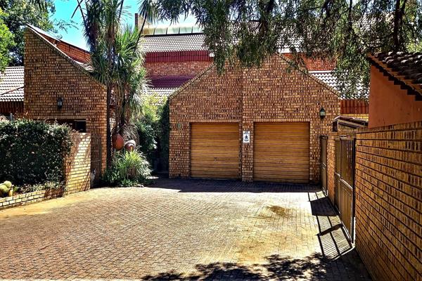 In the heart of Bester, an exclusive suburb of Bronkhorstspruit lies this piece of heaven. A property like no other set in an ...