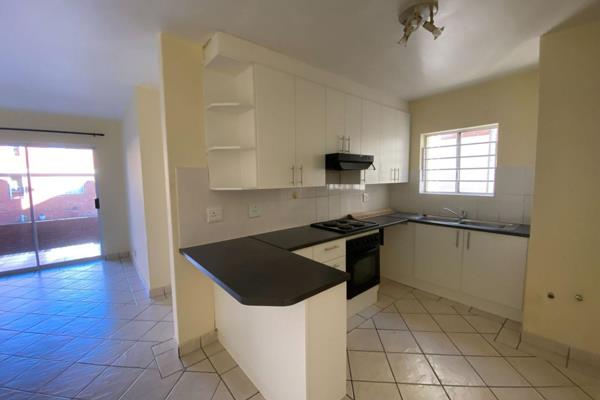 With its own garden, covered braai patio and close proximity to the beach, this well-designed apartment is the perfect coastal package. ...