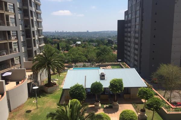 This exceptional apartment well situated in the heart of Sandton with walking distance  ...