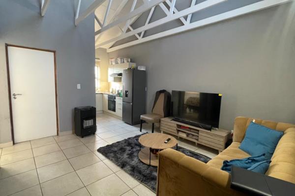 Situated in the heart of Protea Glen, Soweto. This apartment offers the following

A ...