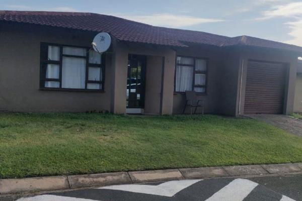 A beautiful three bedroom home with a spacious backyard in the heart of Empangeni. This Home is in a quiet area, that will definitely ...