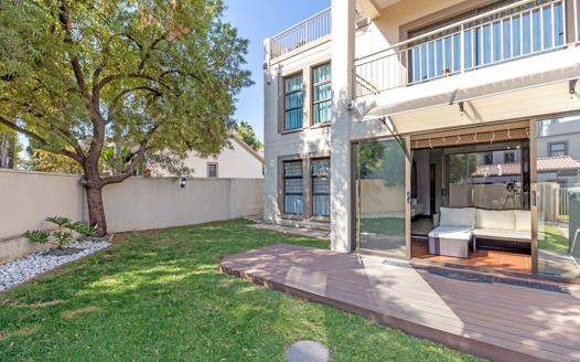 2 Bedroom Apartment / Flat for sale in Sunninghill