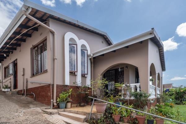 Affinity for Space and Scenery: An Oasis Just Waiting for You in Reservoir Hills, Durban
Are you a young couple or a budding family ...