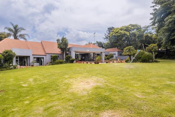 Calling Developers or Buy to Live. Prime location in the heart of Atholl.

Land in this upmarket suburb is often spoken about but ...