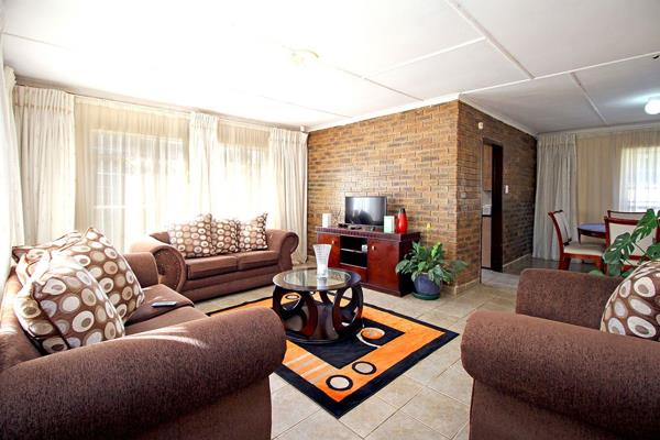 A beautiful neat home just arrived situated in the heart of Witpoortjie close to all ...