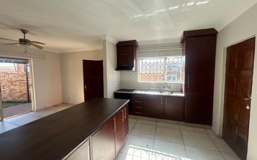 3 Bedroom House for sale in Kenleaf