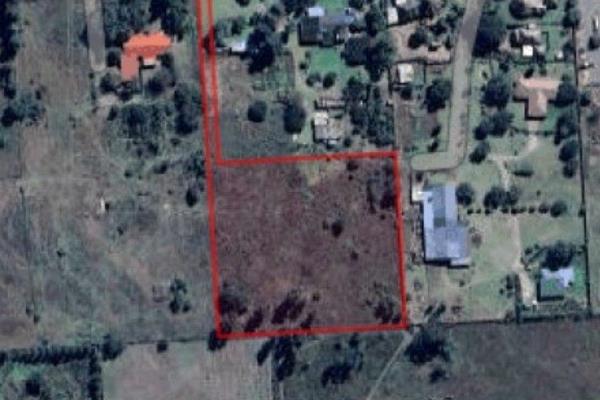 Vacant Land for Sale in Vanderbijlpark, 1.3 Ha awaits you.

Ideal for Building Your Dream Home!
Location: Close to Schools and ...