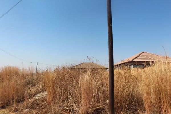 Vacant Land for sale in Westonaria Borwa Ext 10

Cant find your perfect dream house ? STOP Looking buy this vacant land and build your ...