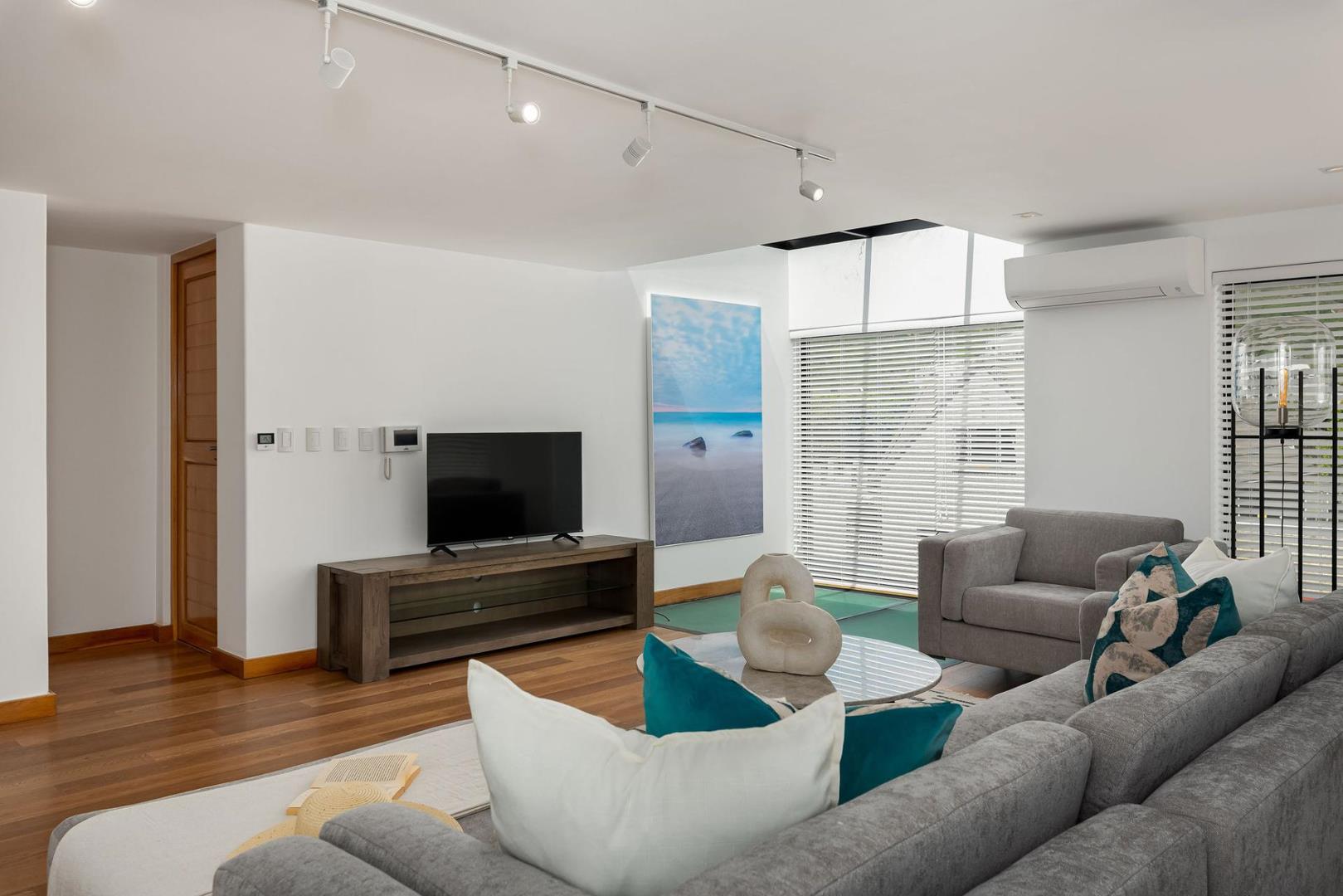 Photo of 5 Bedroom House to rent in Hout Bay Central