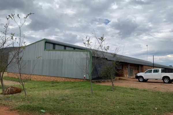 Waterberg area
Registered water - &#177;50ha
2000m&#178; Packhouse and Cold-rooms
2 x Residential Houses
Workers ...