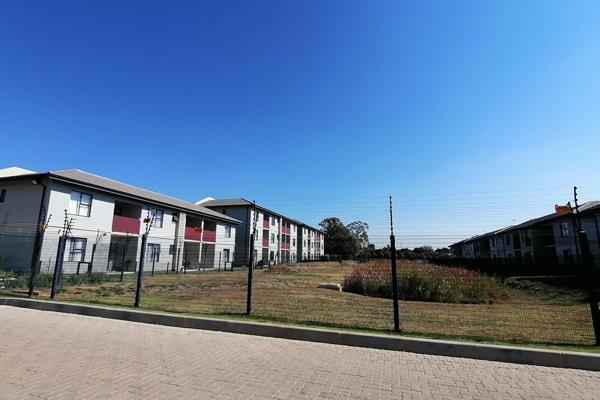 Lovely ground floor unit

Modern ground floor unit available in a new complex.

2 bedrooms with built in cupboards

1 ...