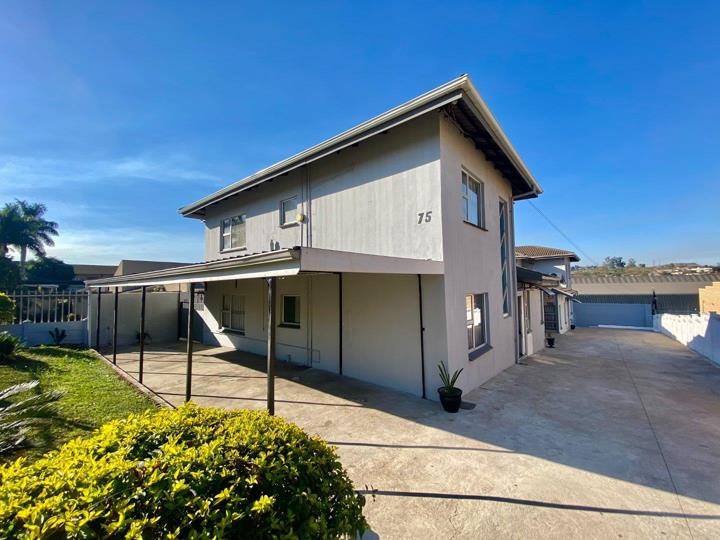 7 Bedroom House for sale in Mountain Rise - P24-114351108