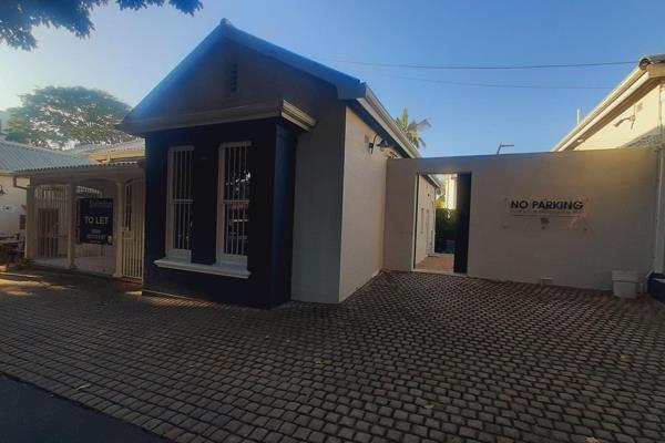 SALEEM@ Prime Property presents
Off Florida Road  a vintage building perfect
for office space. This cute vintage building is the ...