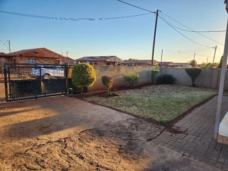 3 Bedroom House for sale in Northam P24114589921